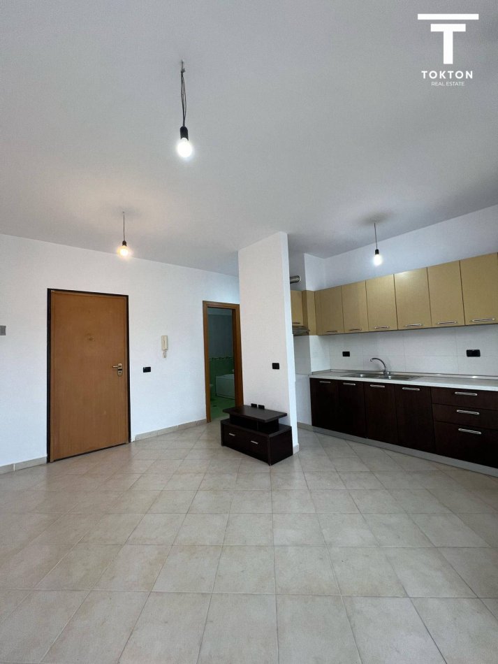 SHITET, APARTAMENT 1+1, ASTIR, TIRANË,TT 802
