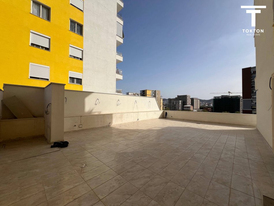 SHITET, APARTAMENT 2+1+2, ISH-FUSHA E AVIACIONIT, TIRANË,TT 745
