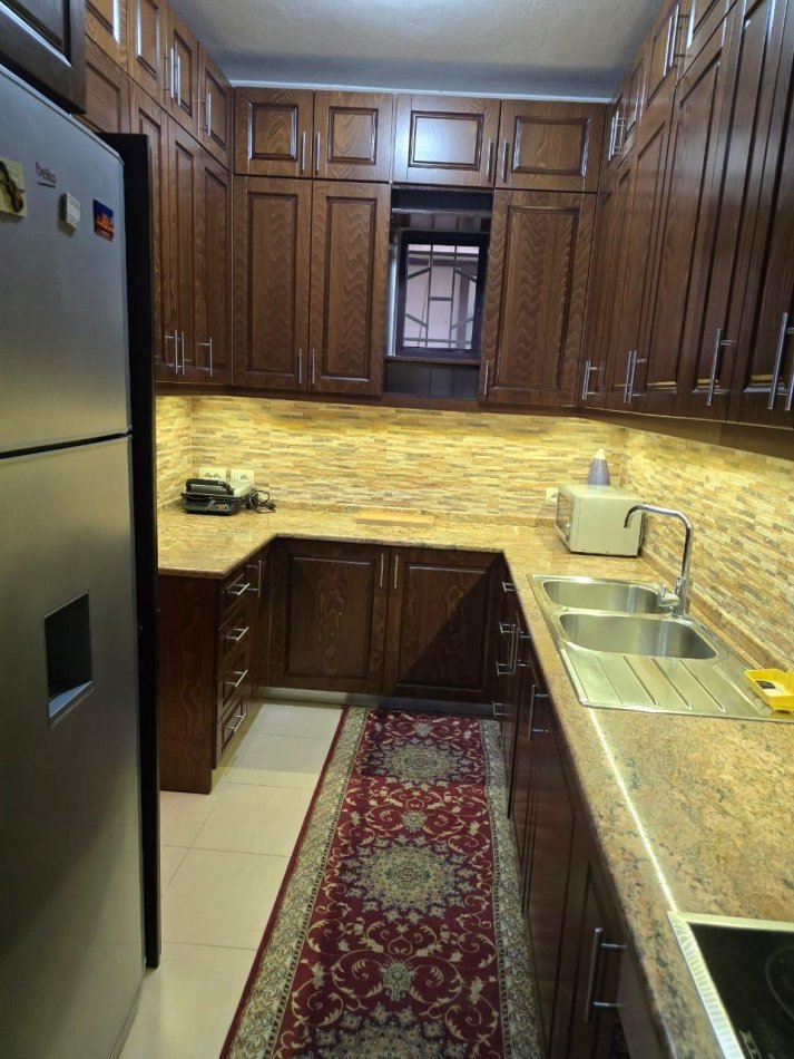 Apartament 3+1+2 me qera, Garda e Republikës
