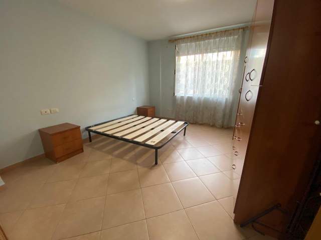 Tirane, jepet me qera apartament 2+1+BLK Kati 3, 122 m² 700 Euro (Sheshi Willson)
