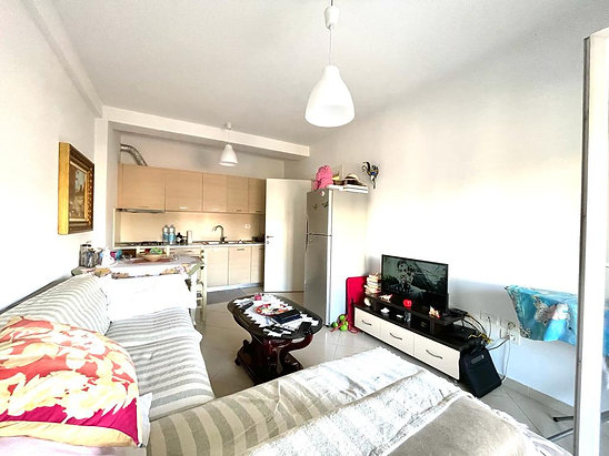 Tirane, shitet apartament 1+1 Kati 4, 76 m² 140.000 Euro (Kristal Center)