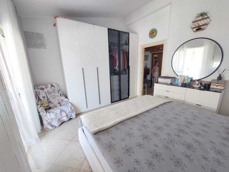 Durres, shitet apartament 2+1+Ballkon Kati 4, 110 m² 131.000 € (Mali i Robit 250m prane detit.)