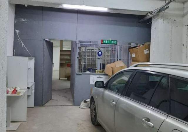 Tirane, jepet me qera magazine Kati -1, 180 m² 400 Euro (Bulevardi "Migjeni")
