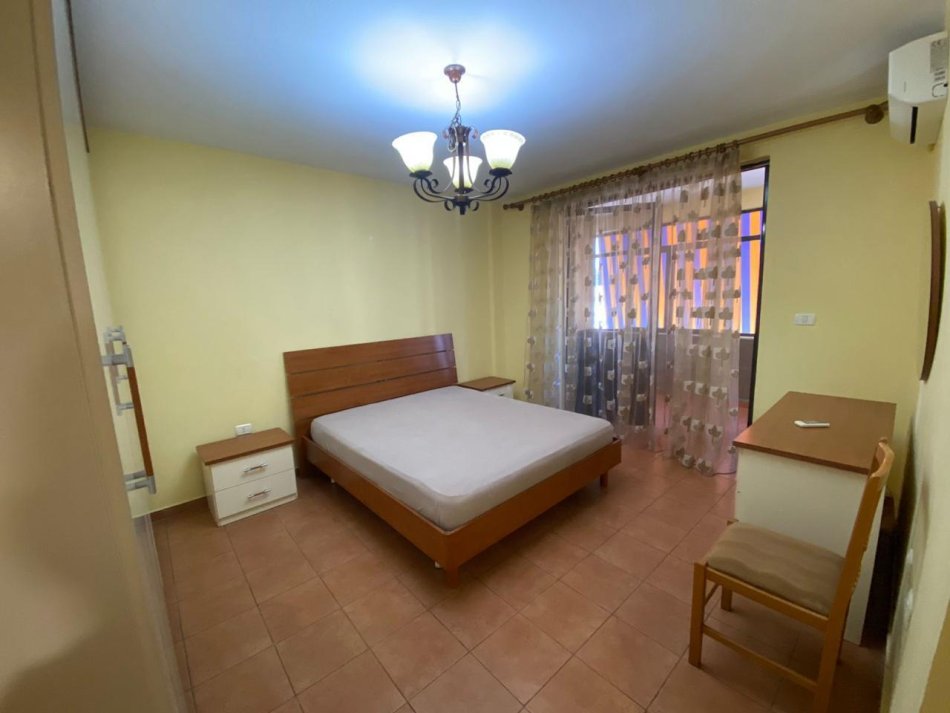 Tirane, jepet me qera apartament 2+1+Aneks+Ballkon Kati 6, 75 m² 500 € (Ndre Mjeda)