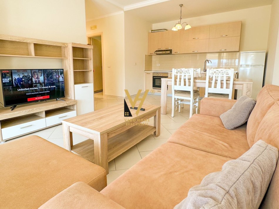 Tirane, jepet me qera apartament 2+1+Ballkon Kati 6, 76 m² 650 € (RRUGA E KAVAJES)