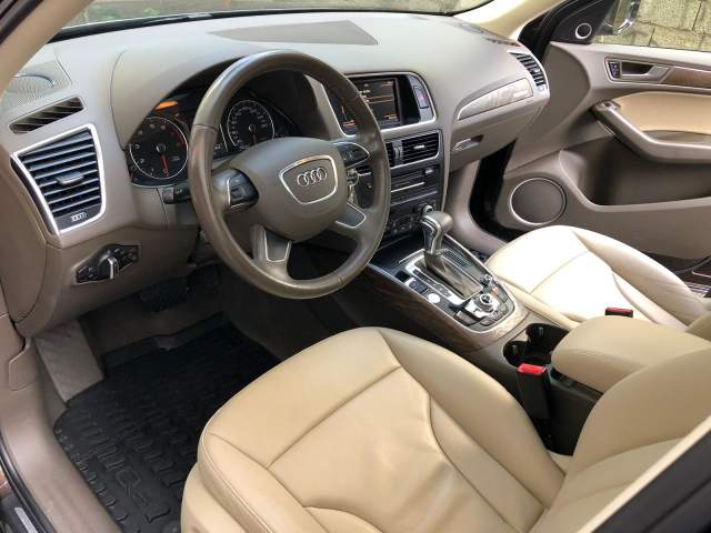 Tirane, shes xhip AUDI Q5 PREMIUM 2.0 T BENZINE FULL FULL OPTION  Viti 2014,