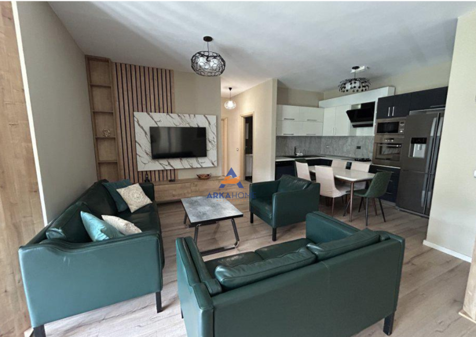 JEPET ME QERA APARTAMENT 3+1+Ballkon Kati 6, 135 m² 1.200 € (RRUGA ALLA,KOPSHTI ZOOLOGJIK)