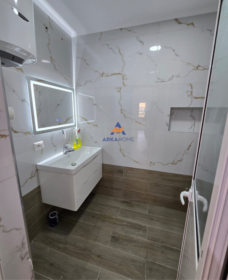 SHITET APARTAMENT 2+1 Kati 7, 97 m² 210.000 € (Rruga e Kavajes)