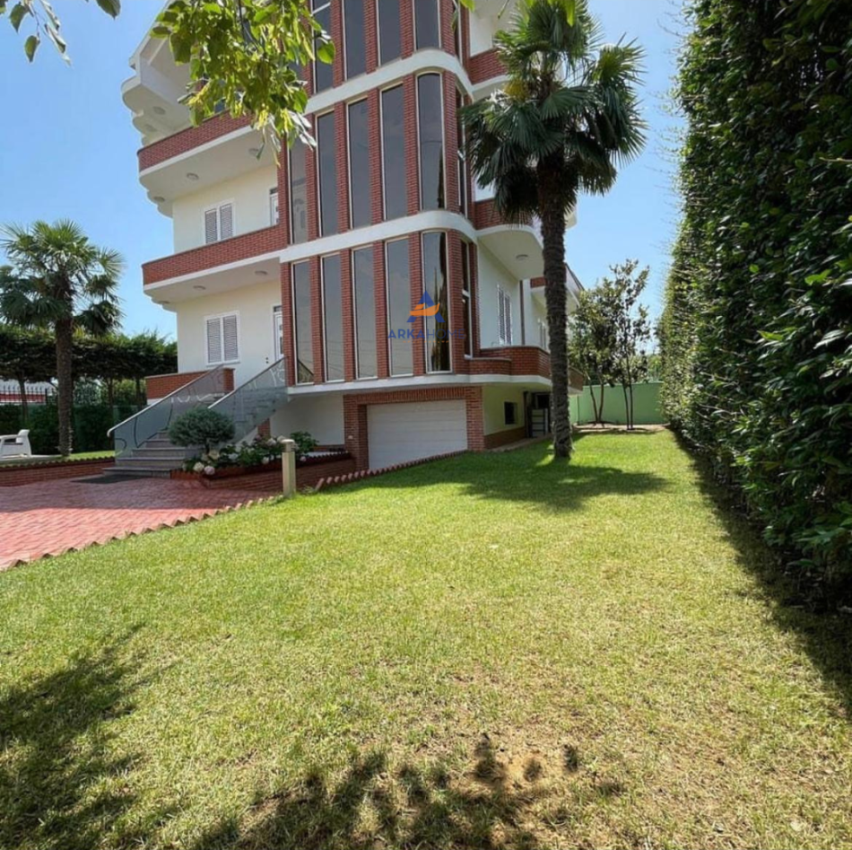 SHITET VILA NE INSTITUT 400.000 EURO