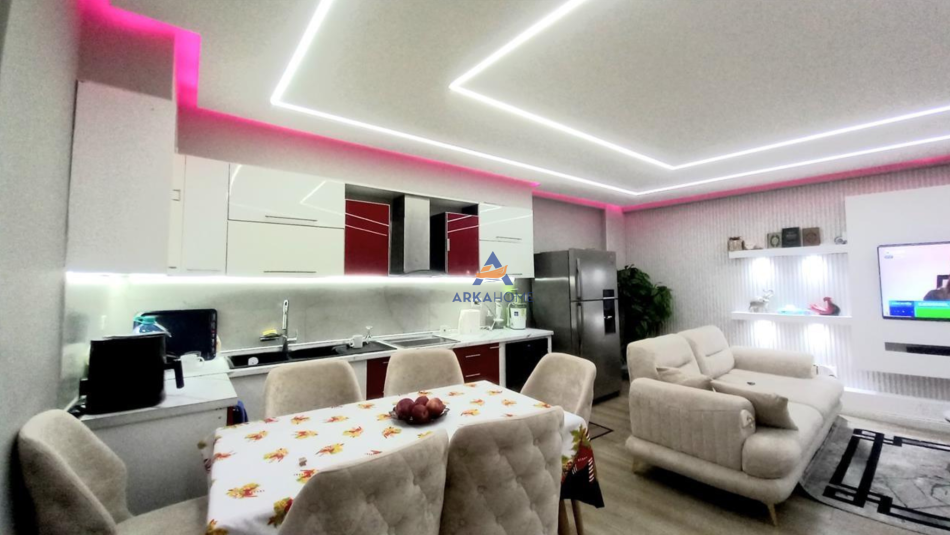 SHITET APARTAMENT 2+1+BALLKON RESTORANT FRESKU,RRUGA E DAJTIT,FRESK 133.000 EURO.