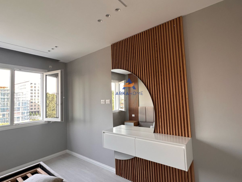 Tirane, jepet me qera apartament 1+1+Ballkon Kati 3, 70 m² 600 € (RIVER RESIDENCE ASTIR)