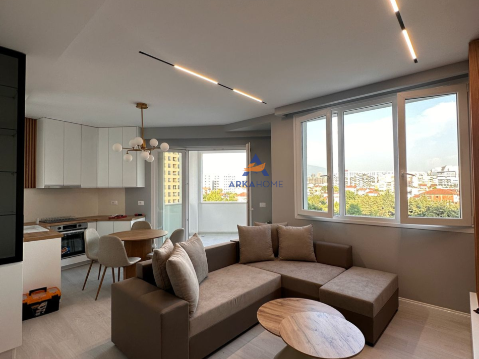Tirane, jepet me qera apartament 1+1+Ballkon Kati 3, 70 m² 600 € (RIVER RESIDENCE ASTIR)