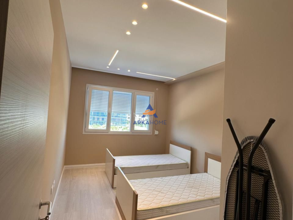 Tirane, jepet me qera apartament 2+1+Ballkon Kati 3, 117 m² 800 € (RIVER RESIDENCE ASTIR)