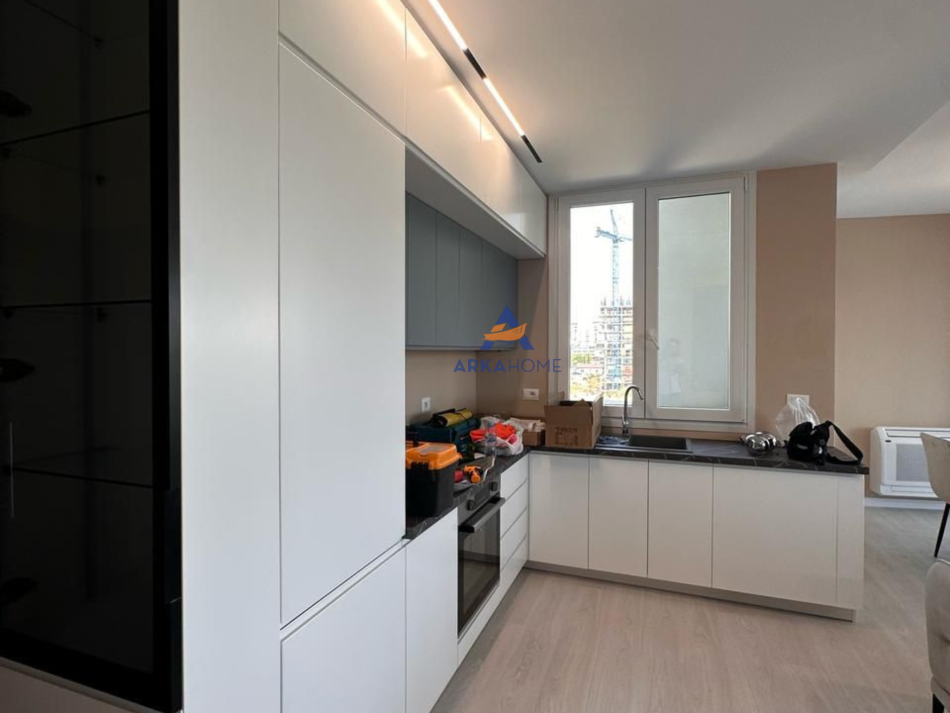 Tirane, jepet me qera apartament 2+1+Ballkon Kati 3, 117 m² 800 € (RIVER RESIDENCE ASTIR)