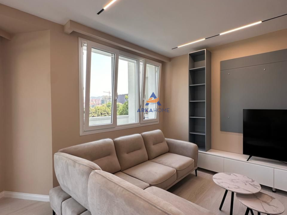 Tirane, jepet me qera apartament 2+1+Ballkon Kati 3, 117 m² 800 € (RIVER RESIDENCE ASTIR)