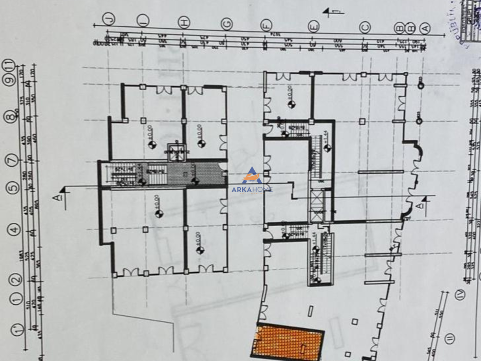 Tirane, shitet ambjent biznesi Kati 0, 32 m² 95.000 € (PRANE RRUGES XHEMAL TAFAJ ,SELVI&quot;)