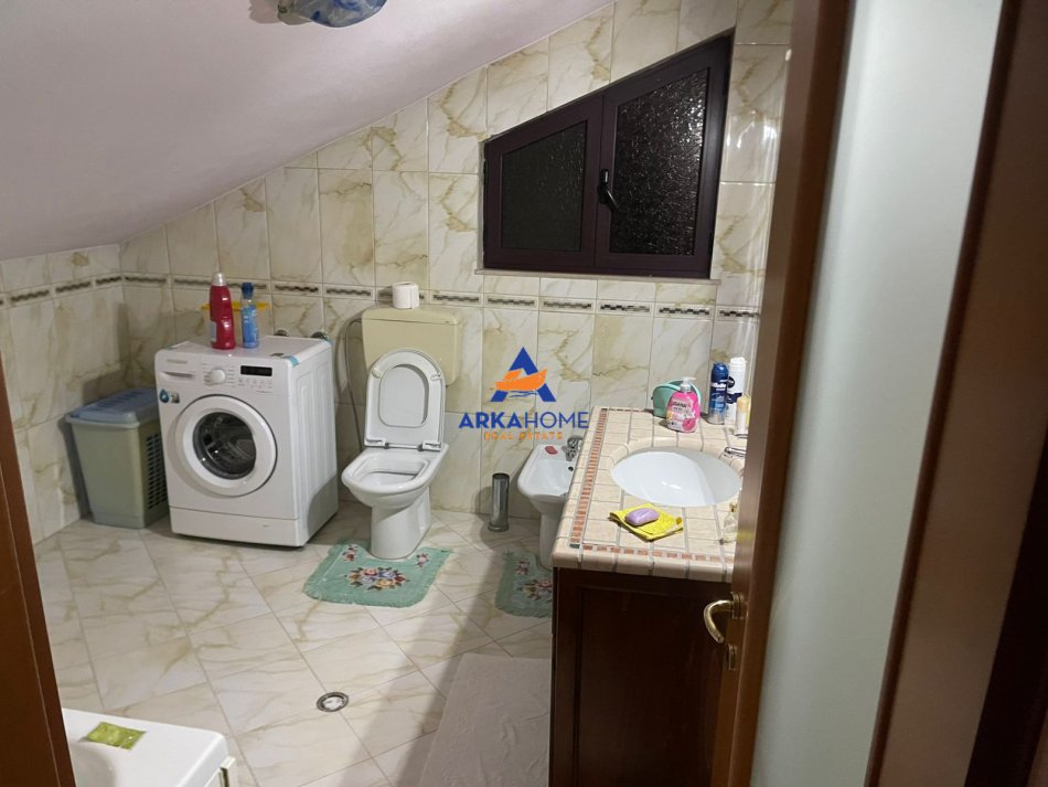 Tirane, jepet me qera Vile Kati 2, 1.100 m² 700 € (KTHESA E KAMZES,LAPRAKE)