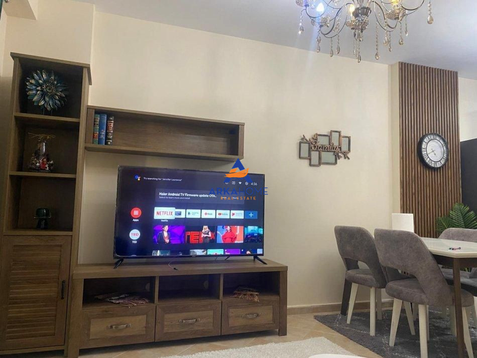 Tirane, jepet me qera apartament 1+1+Ballkon Kati 2, 65 m² 500 € (KOMUNA E PARISIT)
