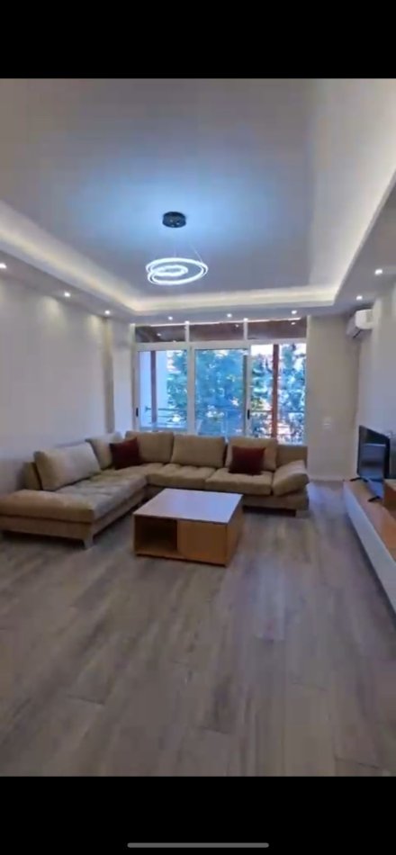 Tirane, shitet apartament 1+1+Ballkon Kati 2, 87 m² 191.400 € (Medar Shtylla)
