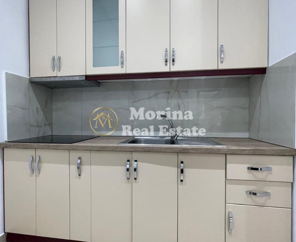Tirane, jepet me qera apartament 1+1 Kati 1, 55 m² 420 € (Qytet Studenti)