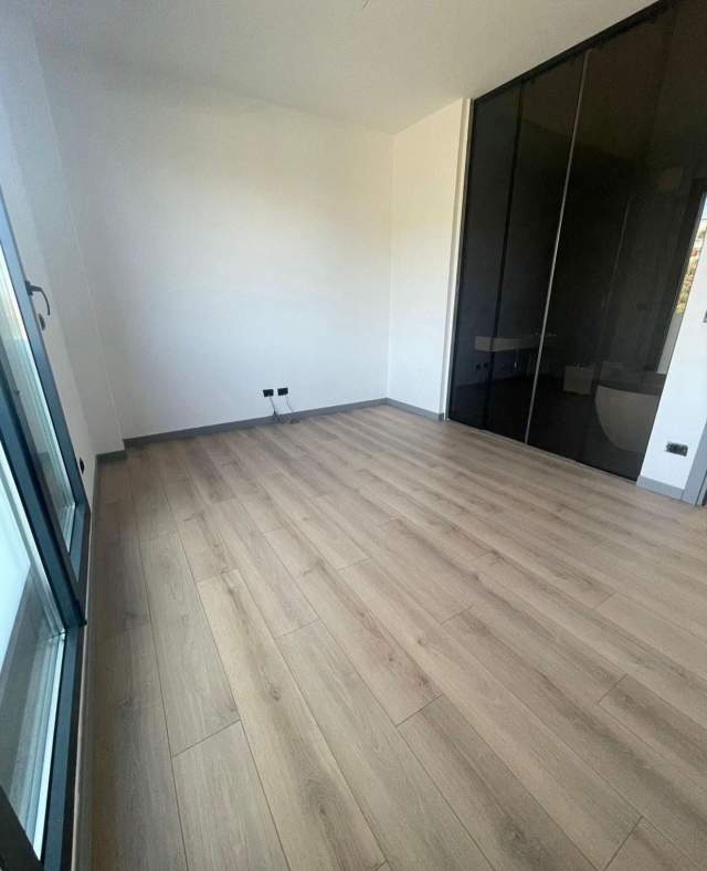 Tirane, shes apartament 2+1+A+BLK Kati 2, 118 m² 254.000 Euro (Teg)