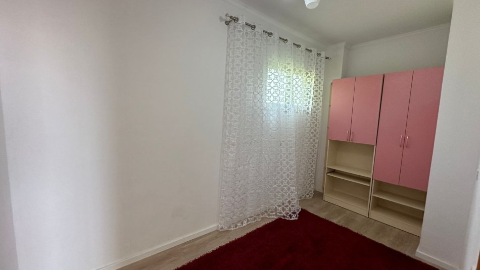 Tirane, shitet apartament 2+1 Kati 2, 83 m² 93.000 € (Fresk)