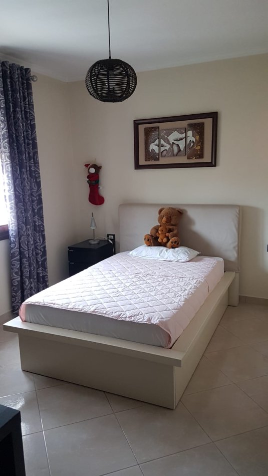 Tirane, jepet me qera apartament 2+1+Aneks+Ballkon Kati 3, 91 m² 600 € (kopshti botanik)