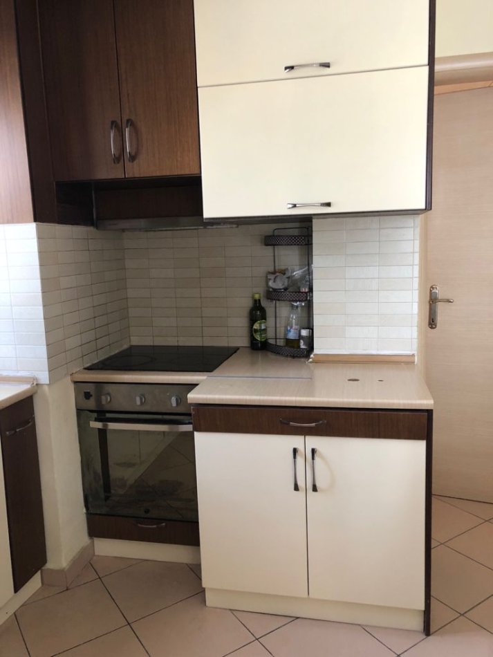 Tirane, jepet me qera apartament 1+1 Kati 4, 60 m² 500 € (Kodra e Diellit)