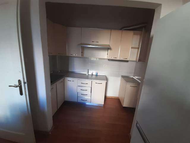 Durres, jepet me qera apartament 2+1+BLK Kati 2, 90 m² 350 Euro (lagjja 6)