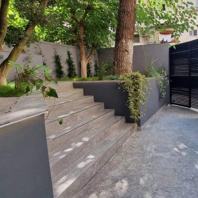 Tirane, shes apartament 135.000 Euro (Zogu Zi)