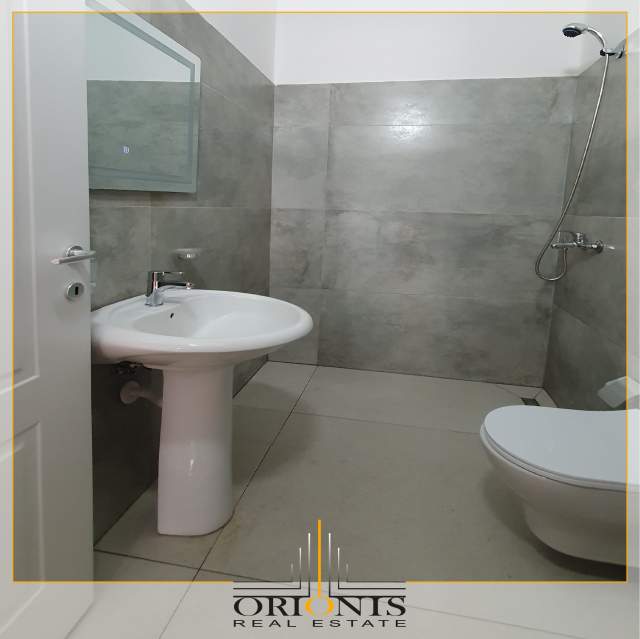 Durres, jepet me qera apartament Kati 0, 90 m² 320 Euro