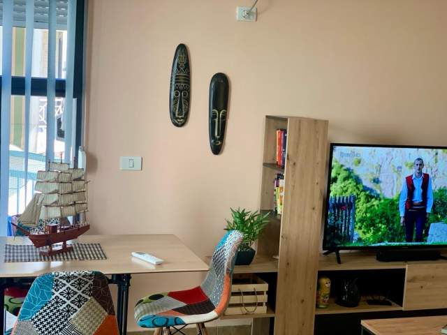 Durres, jap me qera apartament 1+1+BLK Kati 4, 69 m² 400 Euro (Plazh Golem, Kryemedhenj)