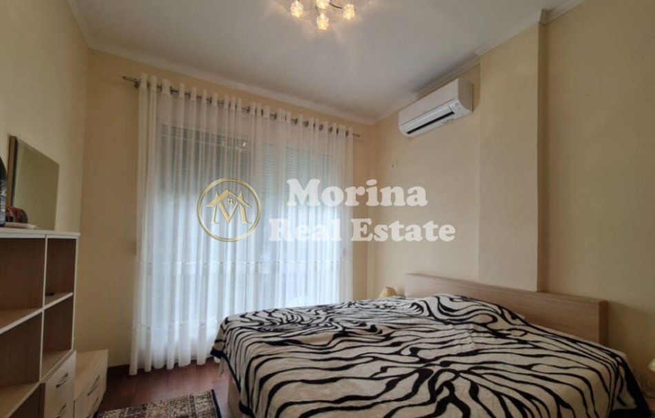 Tirane, jepet me qera apartament duplex 2+1 Kati 2, 126 m² 450 € (Mullet)