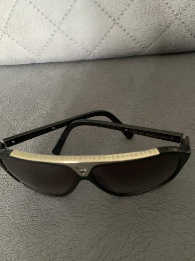 Tirane, okazion Shiten Syze Origjinale Louis Vuitton Evidence