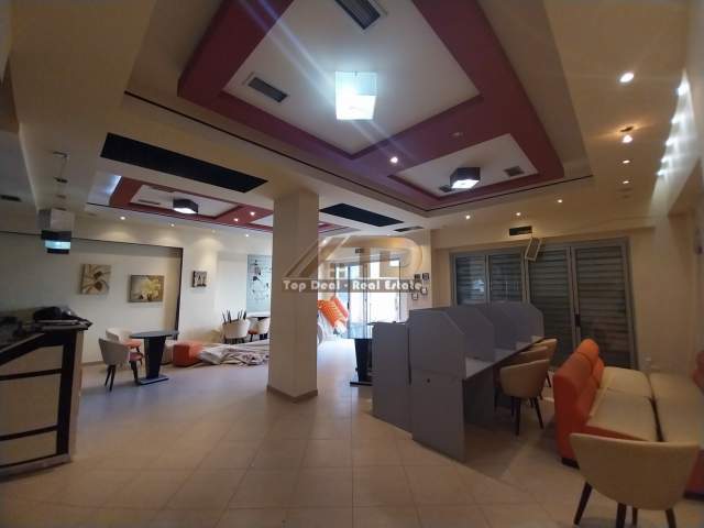 Tirane, shitet lokal Kati 0, 87 m² 97.000 Euro (Rruga 5 Maji)