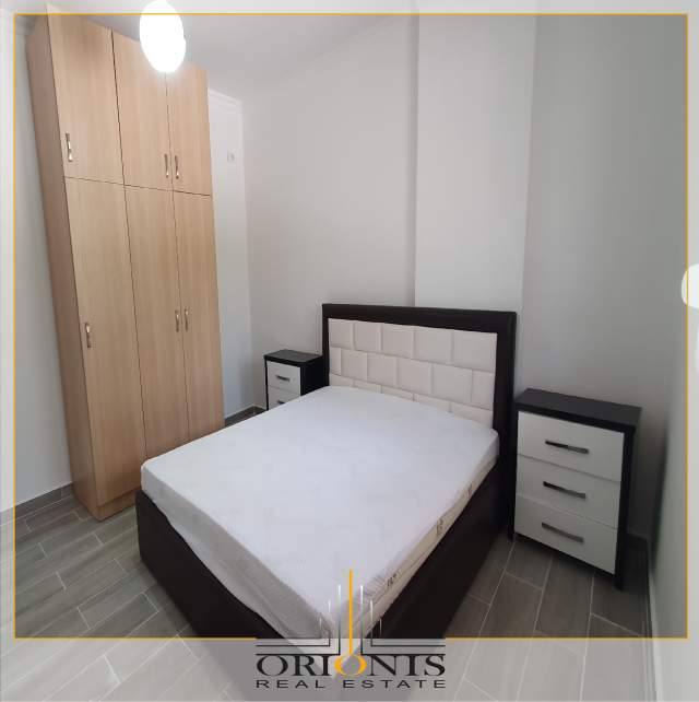 Durres, jepet me qera apartament Kati 0, 90 m² 320 Euro