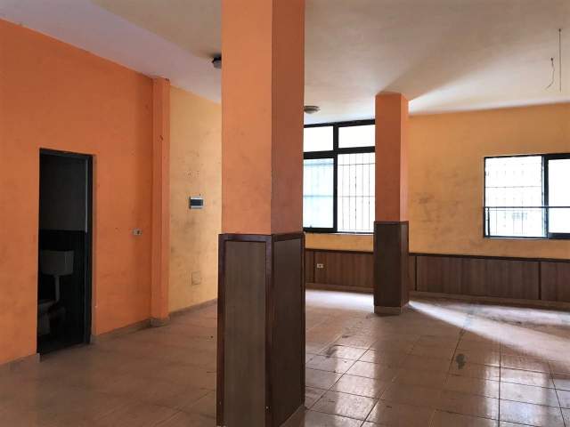 Tirane, shitet ambjent biznesi 77 m² 84.700 Euro