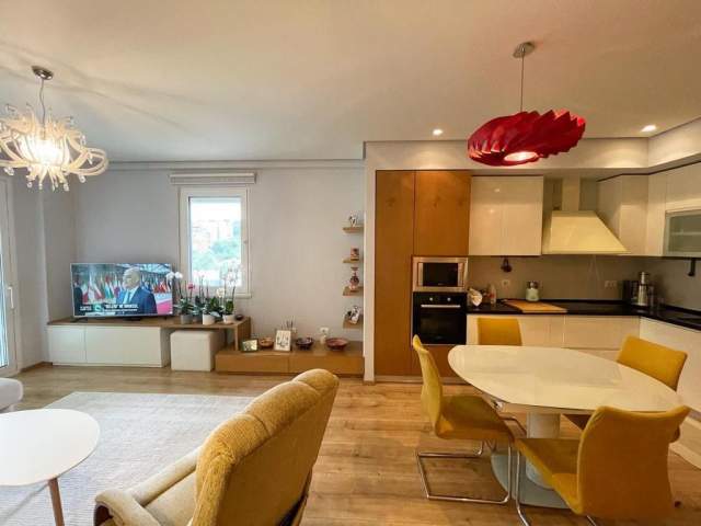 Tirane, shes apartament 2+1+BLK Kati 2, 114 m² 210.000 Euro (Liqeni i Thate)