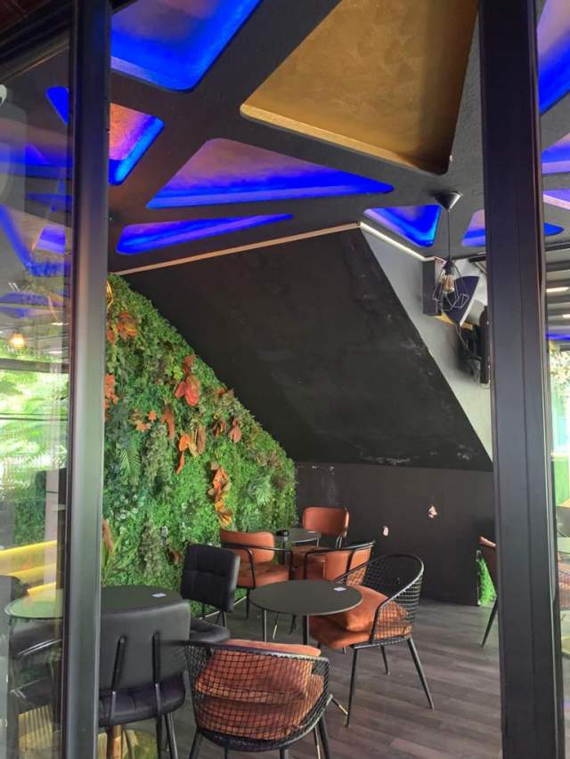 Tirane, jepet me qera bar-kafe Kati 0, 275 m² 3.000 Euro (Inxhinieria e ndertimit)