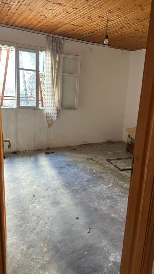 Durres, shitet shtepi 2+1 Kati 0, 100 m² 59.000 € (Ish Rajoni Policise)