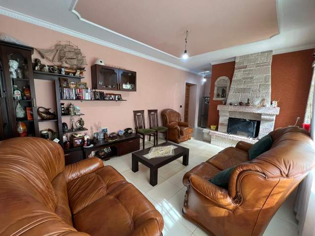 Tirane, ofert apartament 4+1+BLK Kati 1, 151 m² 225.000 Euro (Bulevardit Zhan d’Ark)