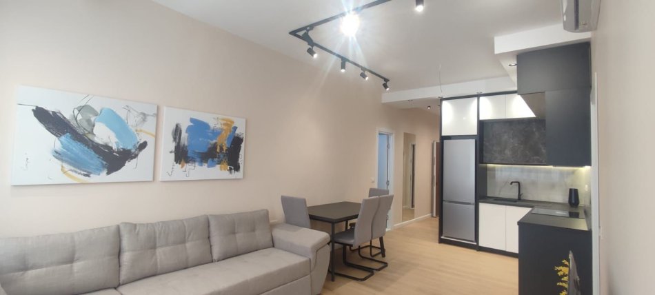 Tirane, shitet apartament 2+1 Kati 7, 88 m² 141.000 € (Prane Kupoles)
