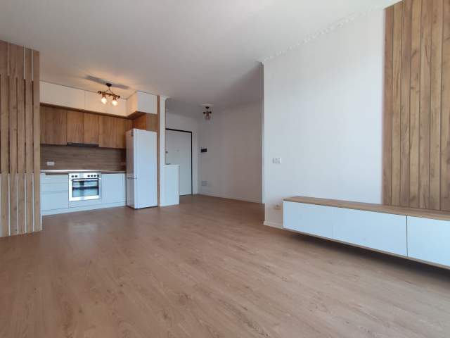 Tirane, jepet me qera apartament 2+1+BLK Kati 9, 87 m² 40.000 Leke (pallati Eglos)