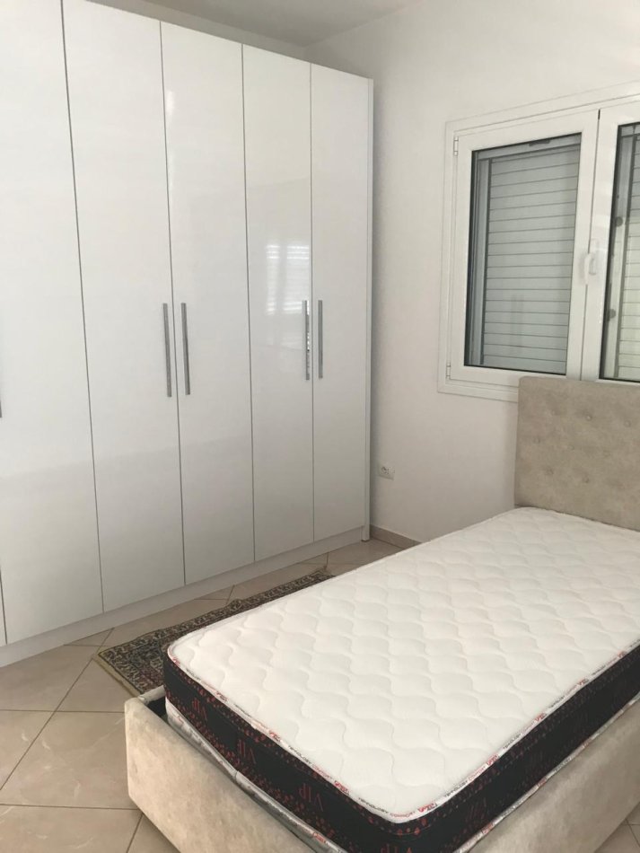 Tirane, jepet me qera apartament 1+1 Kati 2, 60 m² 380 € (Astir)