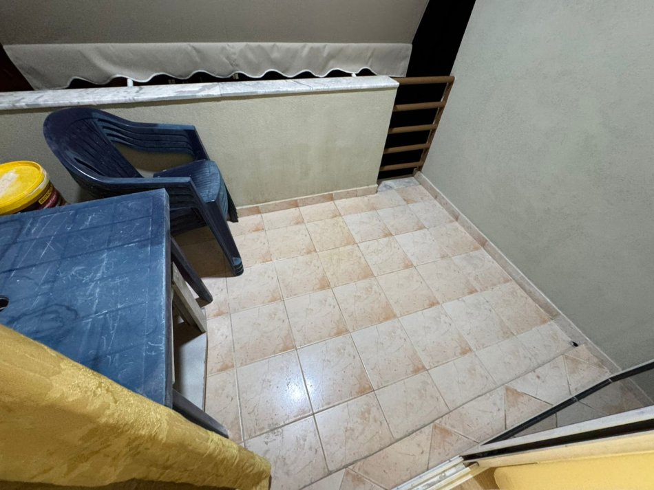 Tirane, jepet me qera apartament 1+1+Ballkon Kati 6, 80 m² 500 € (don bosko)