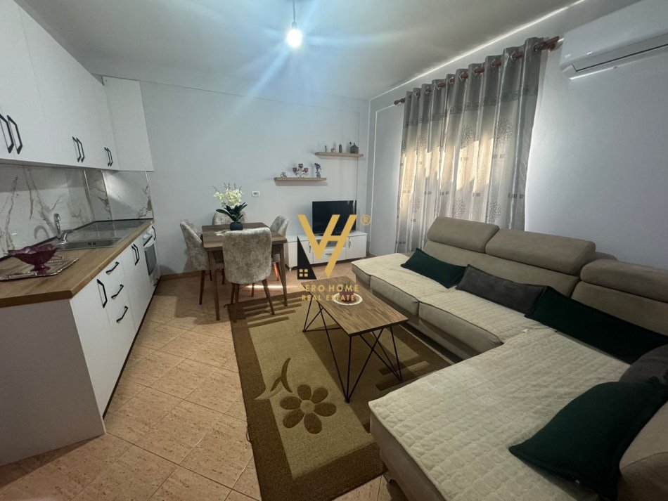 Tirane, jepet me qera shtepi 2+1+Ballkon Kati 3, 90 m² 550 € (DON BOSKO)