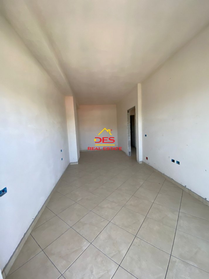 Vlore, shitet apartament 2+1 Kati 5, 129 m² 193.500 € (Rruga Ismail Qemali)