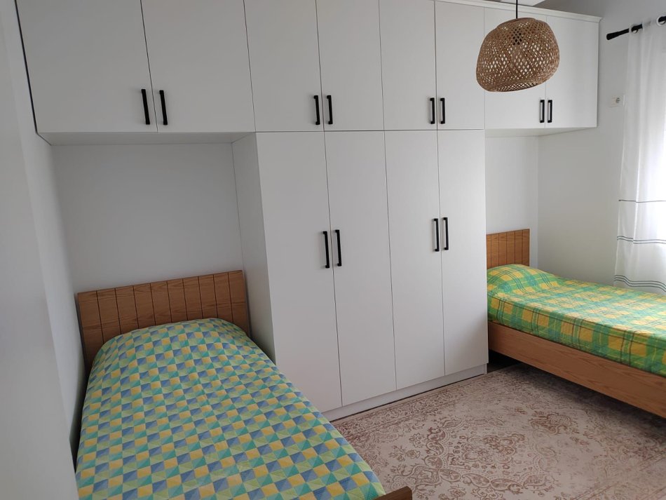 Tirane, shitet apartament 2+1+Aneks+Ballkon Kati 1, 83 m² 120.000 € (fresk)