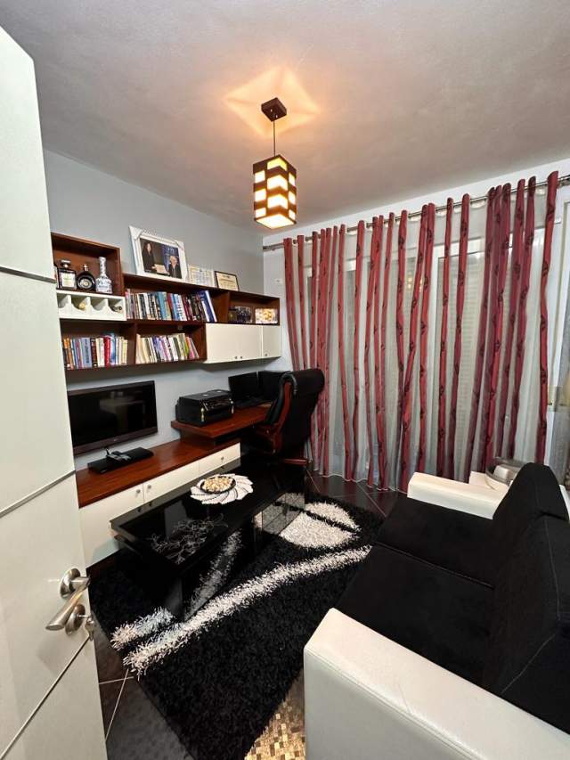 Tirane, jepet me qera apartament 3+1+BLK Kati 3, 110 m² 800 Euro (rruga Karl Gega)