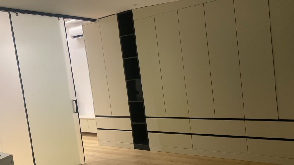 Tirane, jepet me qera apartament 1+1+Ballkon Kati 9, 70 m² 550 € (Rr. Teodor Keko, Astir)
